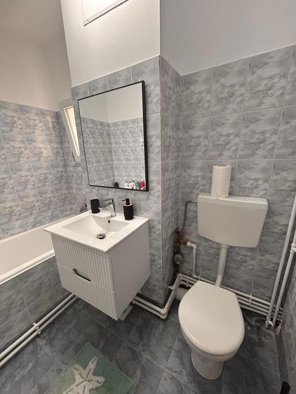 Inchiriez apartament 3 camere, zona Lunerului - 6