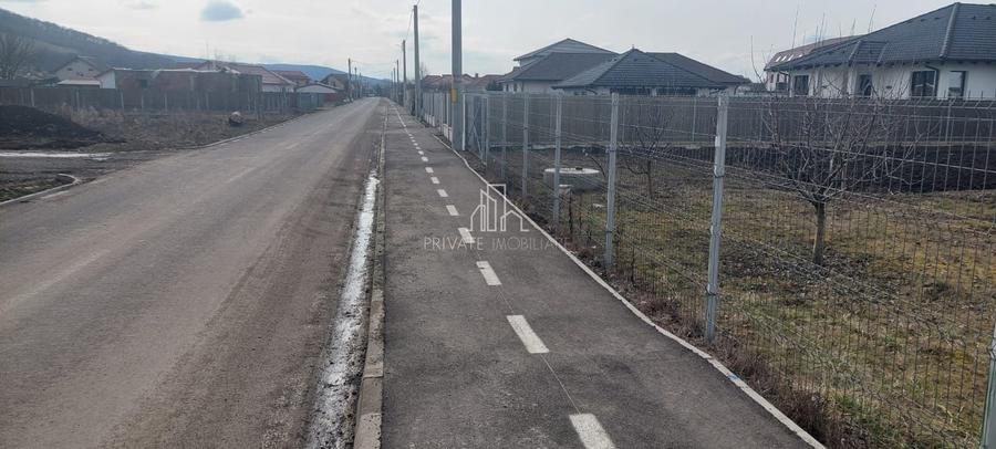 Teren 1 250 Mp De Vanzare, Sângeorgiu de Mureș Strada Matei Corvin! - 3