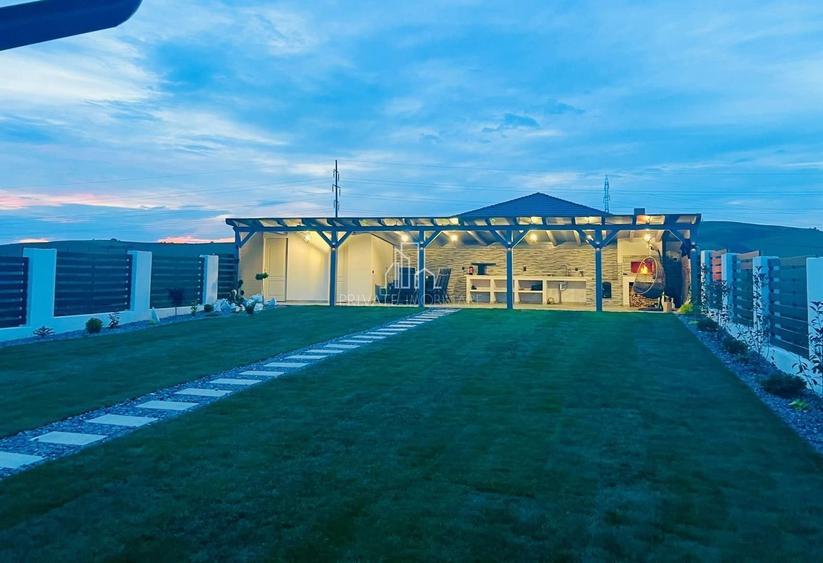 Casa/Vila Noua de Vanzare, mobilata/Utilata, Deosebita, Nazna - 9