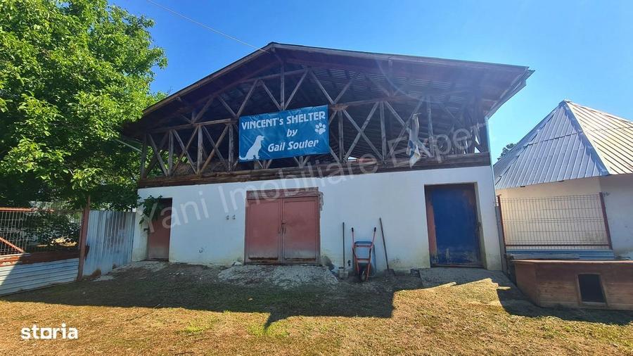 Casă cu 4 camere în Curtea de Argeș