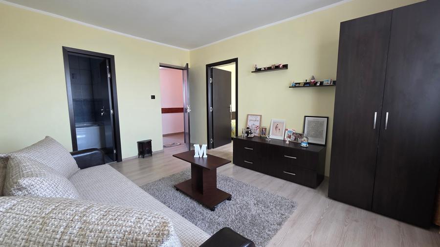 Clădire Comercială + Apartamente | 390 mp | Drumul European | - 8
