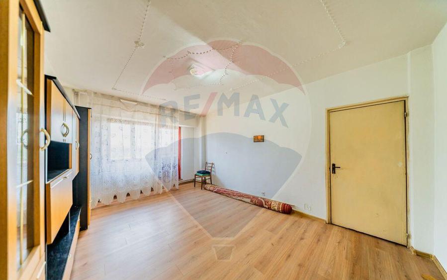Apartament cu 2 camere de vanzare in zona UTA - 3
