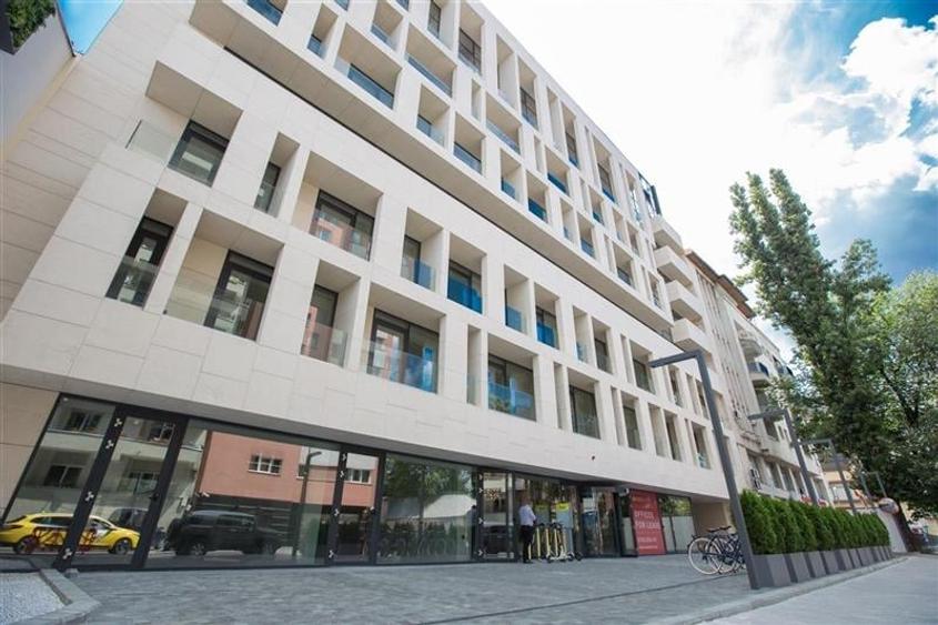 Spatii de birouri in cladire noua zona Eminescu de la 205 mp - 1