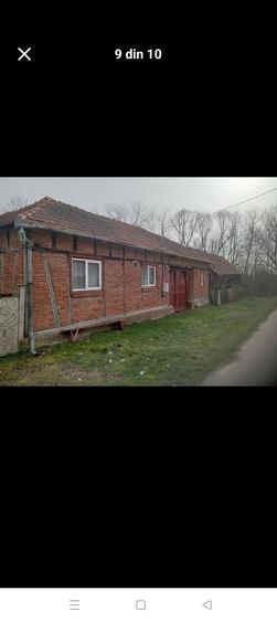 Vand casa la tara - 1