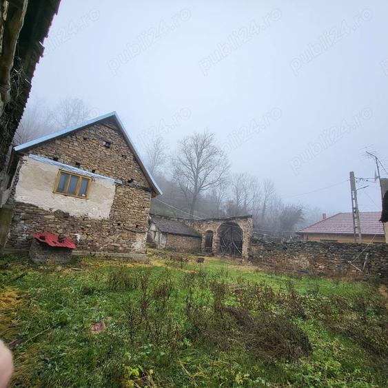 Casa de vanzare in Garli?te - 2