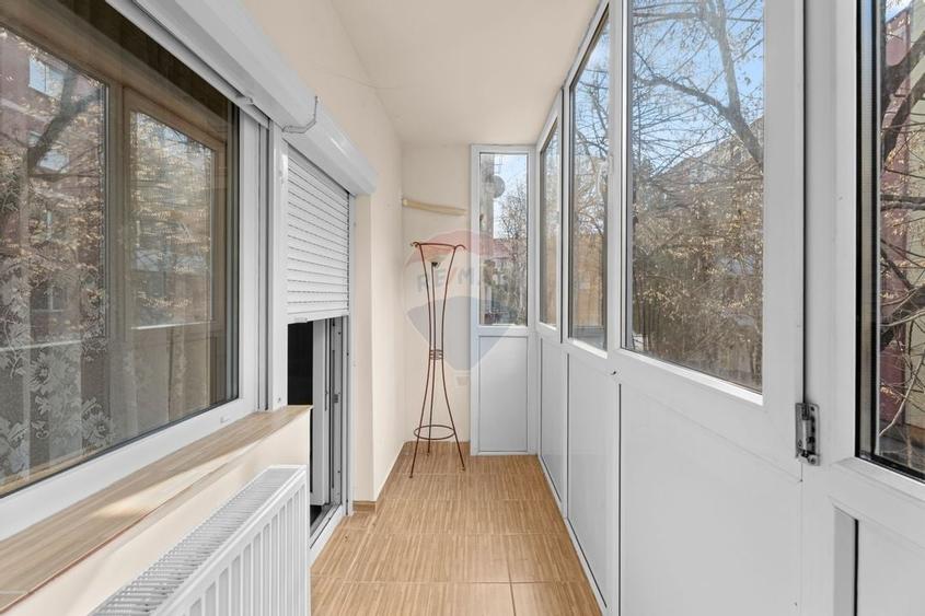 Apartament cu 2 camere de închiriat în zona Micalaca - 10