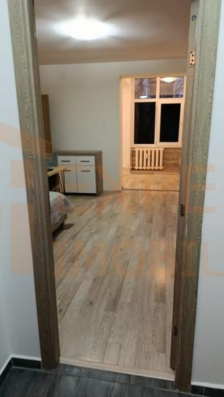 Garsoniera situata in zona FAR - 18