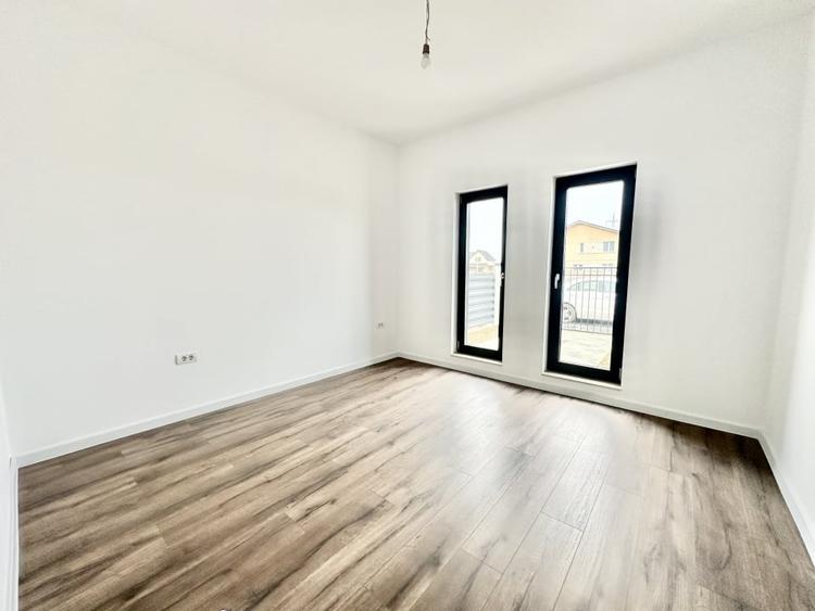 Duplex pe parter cu 3 camere si 2 bai - Mosnita Noua - 7