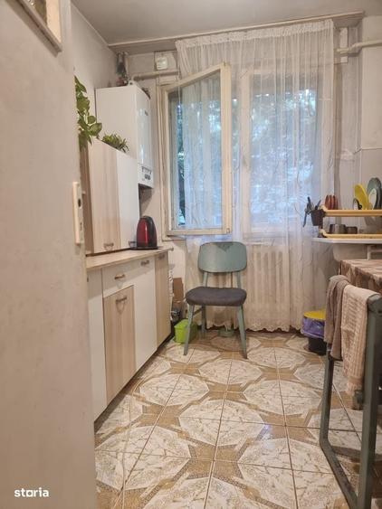 Apartament cu 2 camere semidecomandat în Podul de Piatră