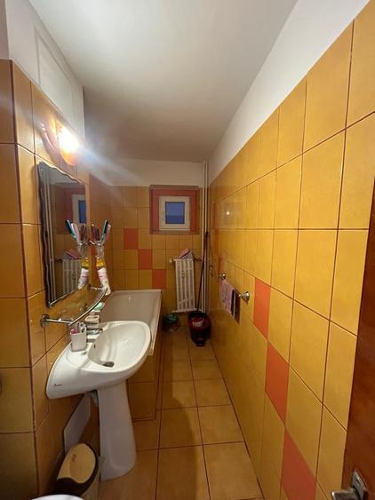 13 Septembrie,Prosper 5 Min,Parc Sebastian,Str Motoc, C ANAF - 6