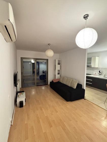 Planorama,Colentina,ap.2 camere, et.5,60mp,mobilat modern,loc parcare 650euro - 2