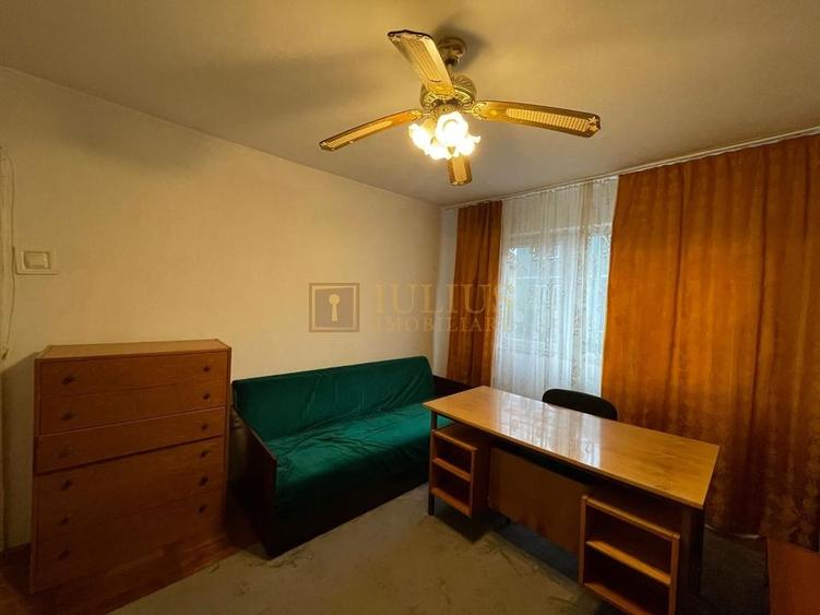 1 Camera ultracentral, in zona Medicina - 3