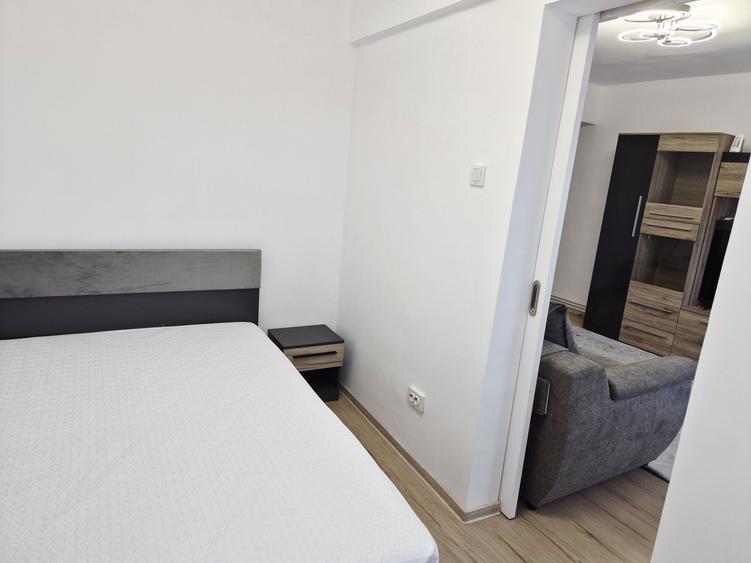 Inchiriez apartament - 3