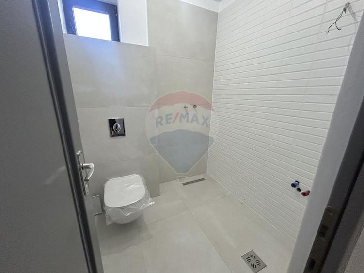 Hotel / Pensiune cu 30 camere de vanzare in zona Nord - 26