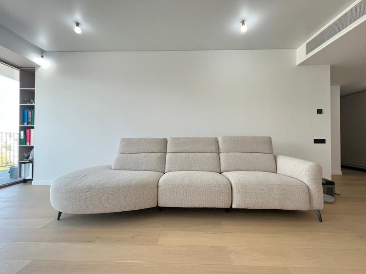 Apartament cu 3 camere decomandat în Aviației