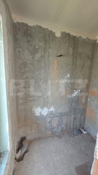 Casă individuală cu 4 camere cu Canalizare în Crevedia