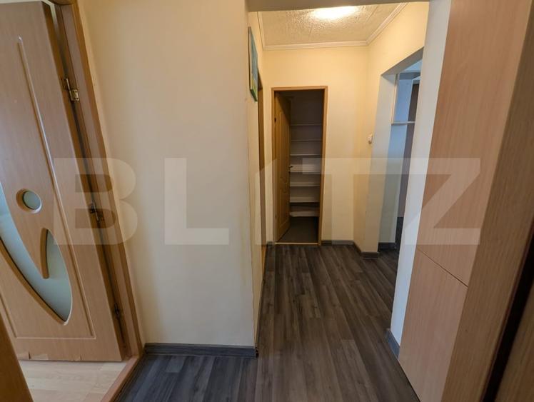 Apartament cu 3 camere, zona Nufărul - 8
