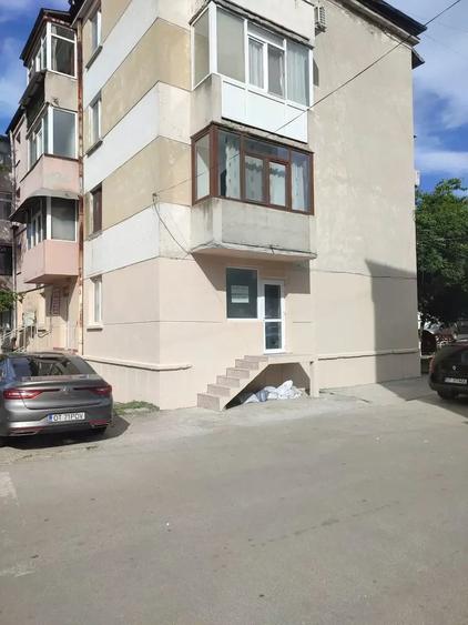 Spațiu comercial, de 60 mp, în Caracal