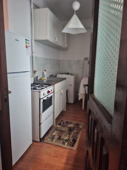 Inchiriez apartament 2 camere - 3