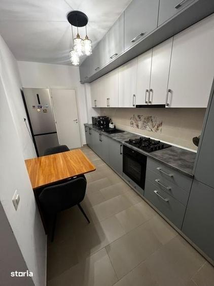 Apartament cu 2 camere decomandat în Podu Roș