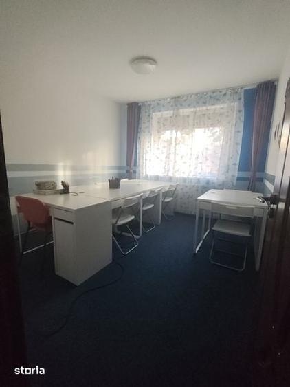 Apartament cu 4 camere în Tei