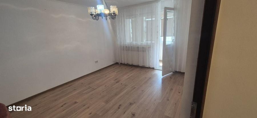 Apartament cu 2 camere decomandat în Tomis III
