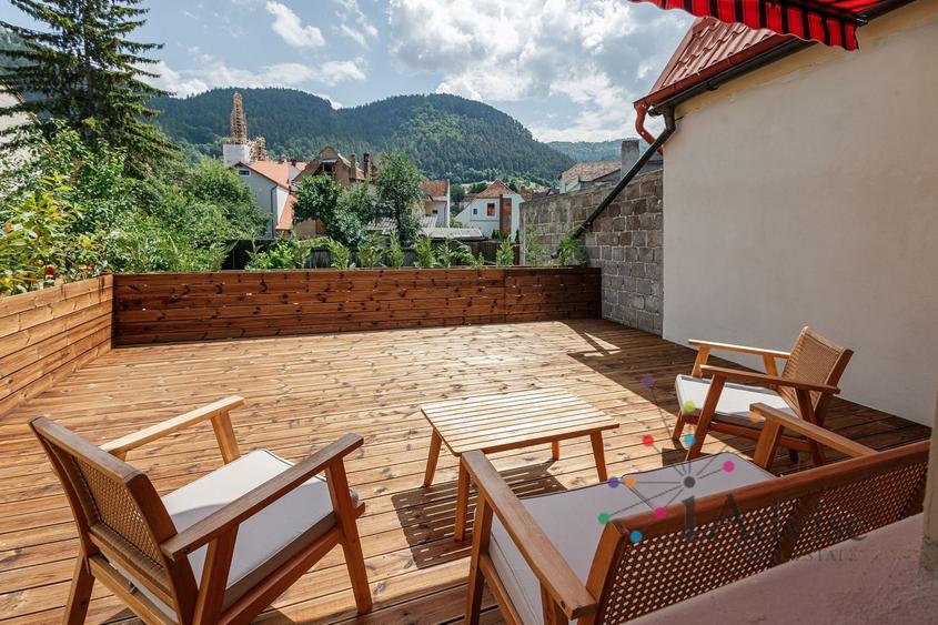 Casă individuală cu 2 camere cu Canalizare în Centrul Istoric