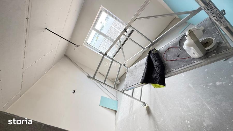 Casă cu 5 camere cu Teren 424 Mp în Cetate
