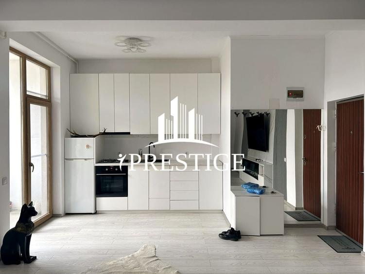 Apartament cu 2 camere semidecomandat, mobilat în Șelimbăr