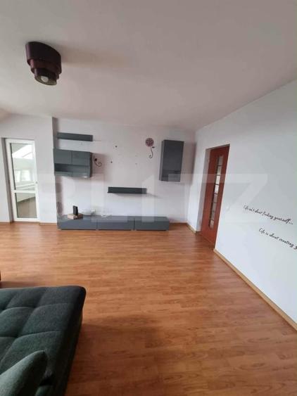 Apartament cu 3 camere decomandat, mobilat în Unirea