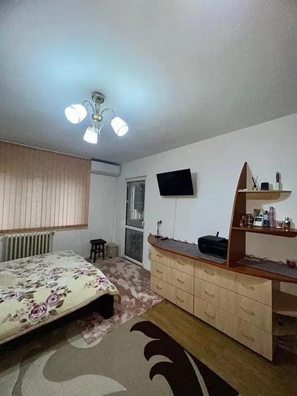 Garsonieră decomandată, mobilată în Târgu Cucu
