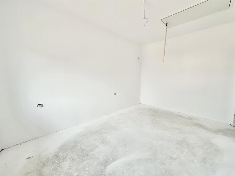 Duplex cu 3 camere cu Canalizare în Moșnița Nouă