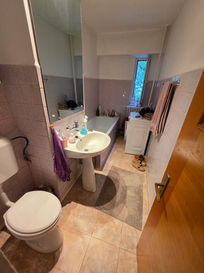 Apartament cu 4 camere decomandat în Știrbei Vodă