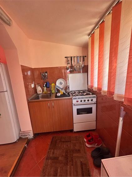 Casă cu Teren 1278 Mp în Central