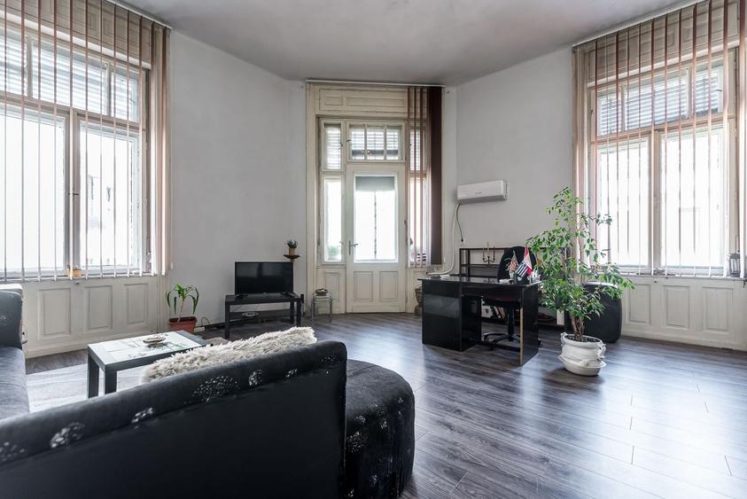 Apartament cu 2 camere, mobilat în Ultracentral