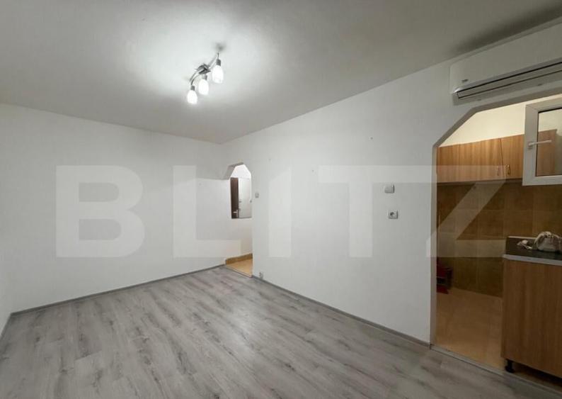 Apartament 2 camere, 31.53 mp, zona ?agului - 12