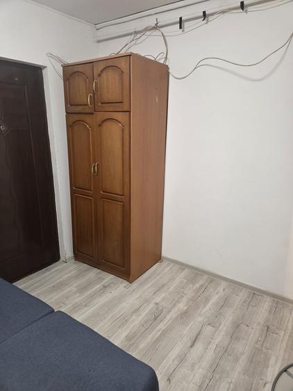 Inchiriez garsoniera metrou pipera - 2