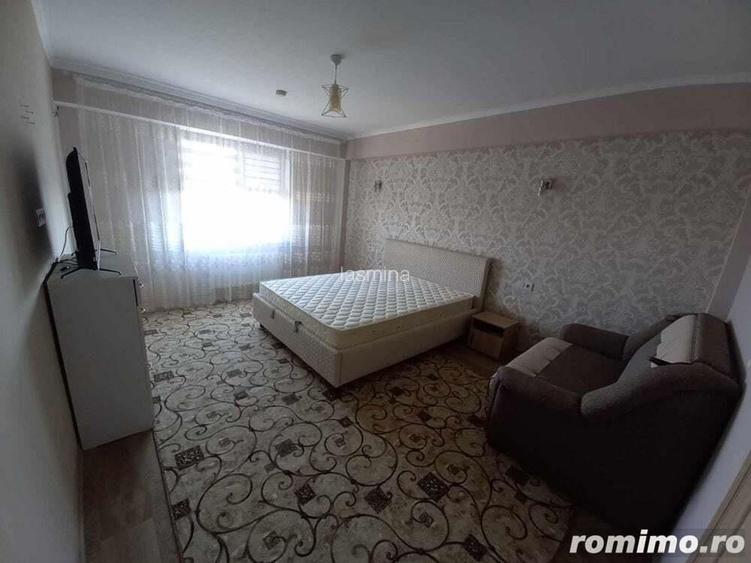 Inchiriez apartament cu 1 camera in zona Centrala Inchiriez apartament cu 1 camera in zona Centrala