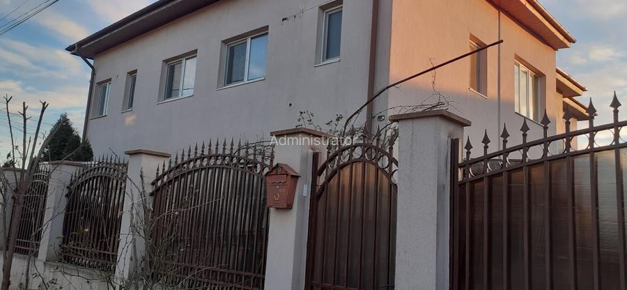 Chitila zona verde lângă parc.