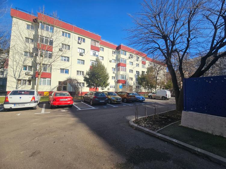 Berceni - Inchiriere apartament  luminos, cu parcare – într-o zonă  liniștită! - 16