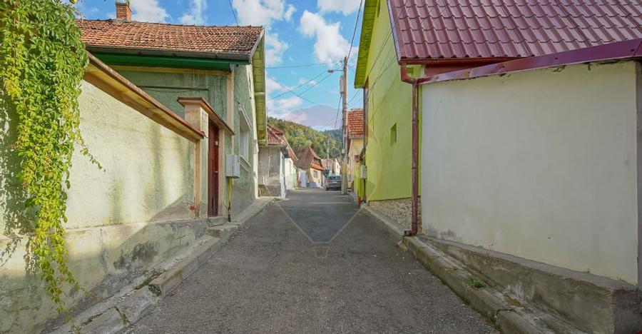 Casa saseasca de renovat, cu teren, ?cheii Bra?ovului - 6