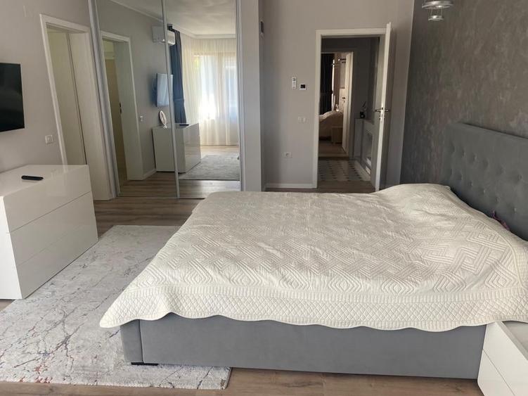 Mamaia Nord - Vila tip duplex P+2 , pe partea marii , la doi pasi de plaja - 10