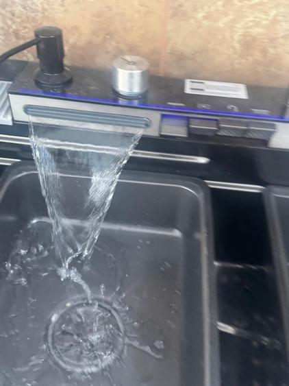 Apartament in zona Family Mall Miroslava, 100 ml fata de statia de autobuz - 1