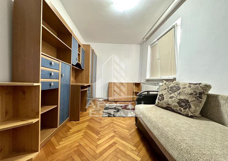 Apartament 2 camere, decomandat, zona Sagului - 2