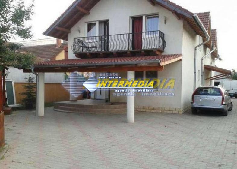 Casa de vanzare I in Alba Iulia I 7 camere I cu 1500 mp teren I 3 Garaje I - 1