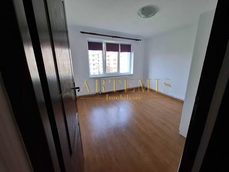 Apartament de 3 camere, decomandat, 68 mp., zona Independentei - 4