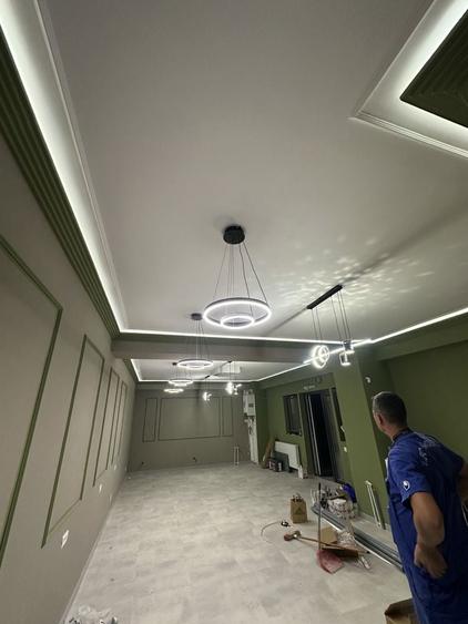 Spatiu comercial rovine bloc nou! - 5