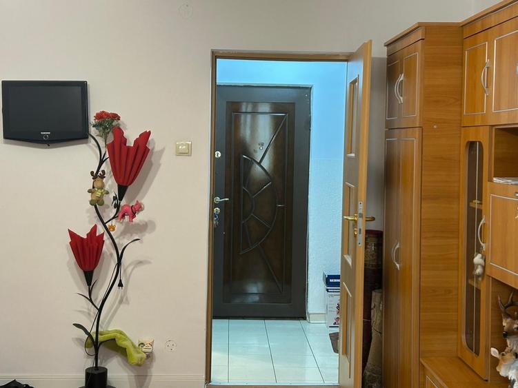 Garsoniera spatioasa strada Soarelui - 2