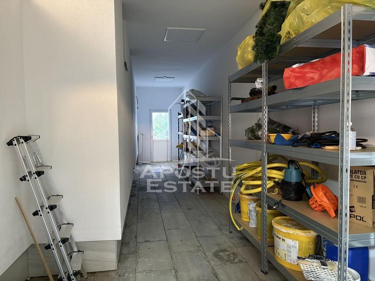 Vila de lux cu piscina incalzita de vanzare in Mosnita Noua | 4 camere - 46