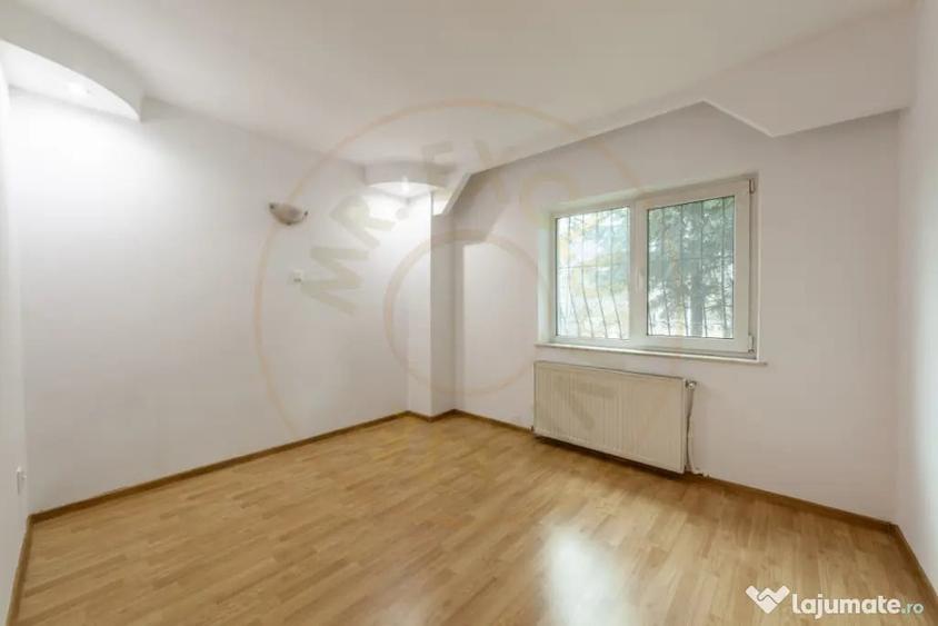 Apartament 5 camere parter an 1992 zona Rolast-Jumbo - 18